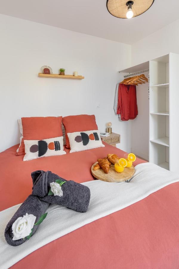 Apartment L'ecrin Des Bois: Tranquil Forest Retreat Near Beauvais Airport